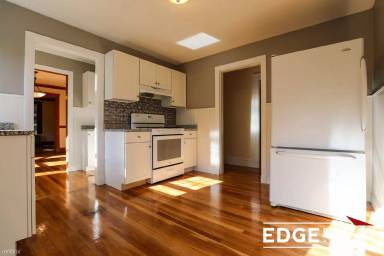 Main picture of 47 Park Avenue Ext