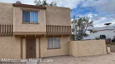 Main picture of 4014 S 44th St