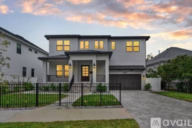 Main picture of 242 Estado Way NE