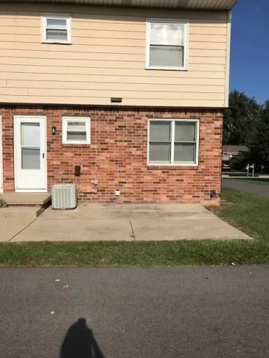 Main picture of 203 Edgewood Dr