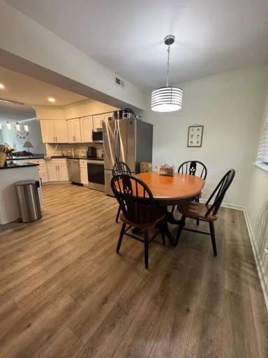 Main picture of 7028 Crystal Lake Dr
