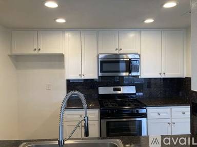 Main picture of 8605 Walker St