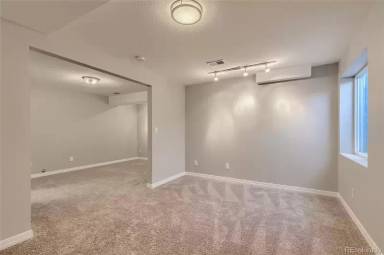 Main picture of 6820 Antigua Dr