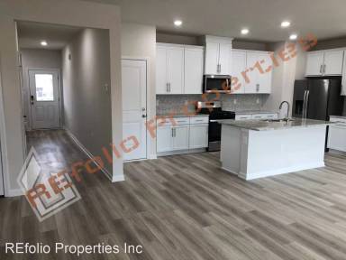 Main picture of 228 Acorn Grove Rd
