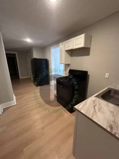 Main picture of 4520 Bush Ave