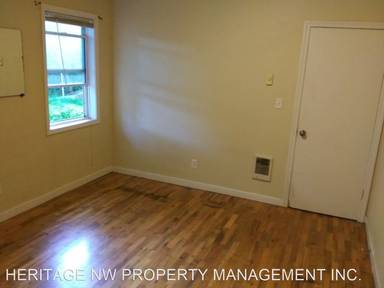 Main picture of 3503 Eleanor Ave NE