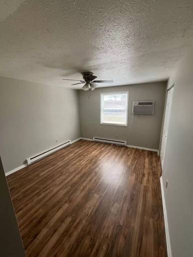 Main picture of 103 Chapel Ridge St