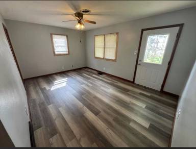 Main picture of 22792 Kansas Ave