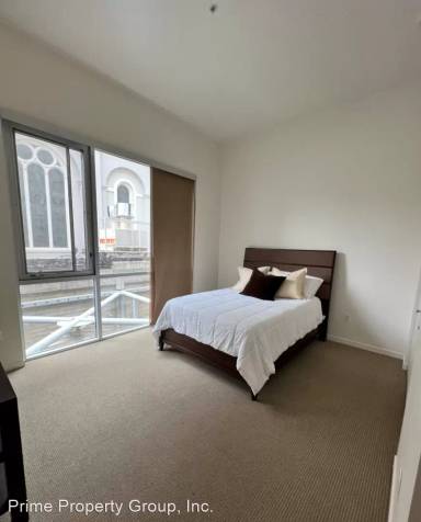 Main picture of 12Th & K Street Mall Partners