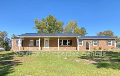 Main picture of 4240 Olivia Rd