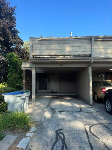 Main picture of 5668 S 27th St