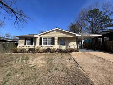 Main picture of 2994 S Goodlett St
