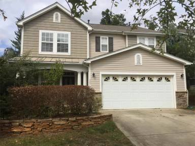 Main picture of 300 Steedmont Dr