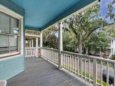 Main picture of 1012 E Park Ave