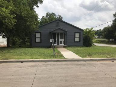 Main picture of 2501 S Collard St