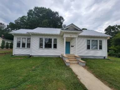 Main picture of 306 S Adair St