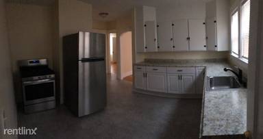 Main picture of 421 Walker St