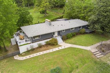 Main picture of 1661 W Hotz Dr