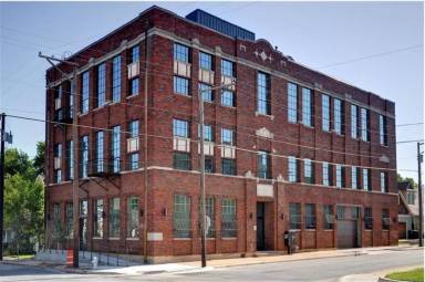 Main picture of 1329 College Ave