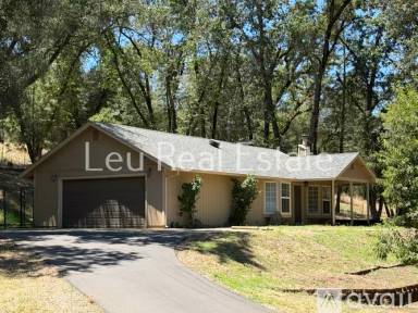 Main picture of 2598 Running Deer Rd
