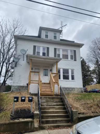 Main picture of 108 Alice Ave