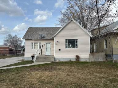 Main picture of 718 E 21st St