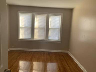 Main picture of 9036 S Langley Ave