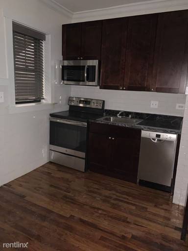 Main picture of 847 W Agatite Ave