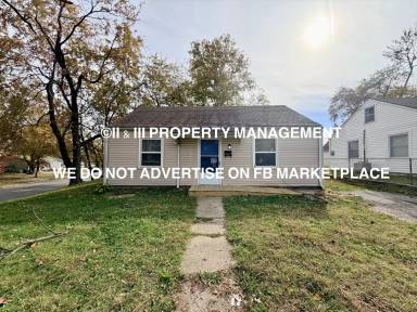 Main picture of 4901 Woodend Ave