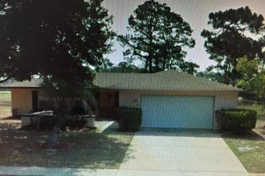 Main picture of 450 Domenico Cir