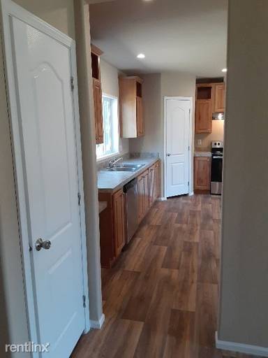 Main picture of 28041 Fern Ridge Rd