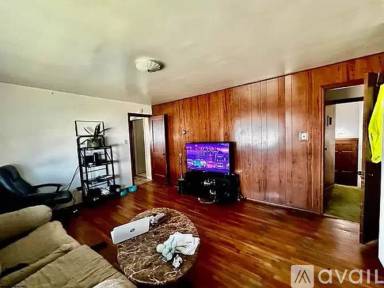 Main picture of 704 Maryland Ave