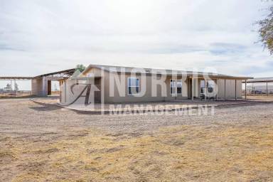 Main picture of 34223 W Siesta Ave