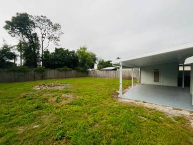 Main picture of 140 Banyan Dr