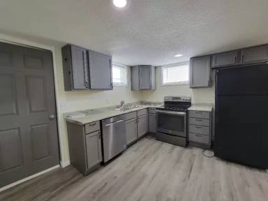 Main picture of 1300 E 22nd St