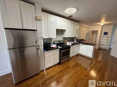 Main picture of 1074 Decatur St