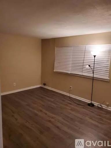 Main picture of 1002 Farwell Dr