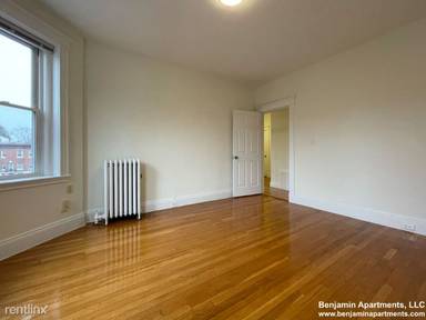 Main picture of 12 Bostonia Ave