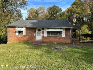 Main picture of 3933 Waddill St