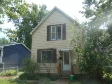 Main picture of 914 Armstrong Ave