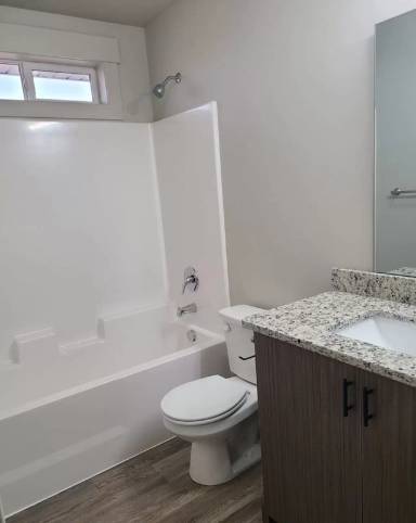 Main picture of 6087 N Freedom Rd