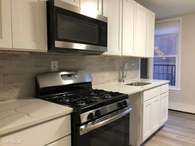 Main picture of 596 W Side Ave