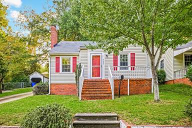 Main picture of 727 Greenland Dr
