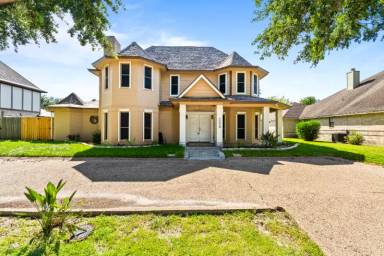 Main picture of 7009 Bevington Dr