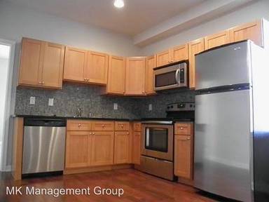 Main picture of 2358 N Park Ave