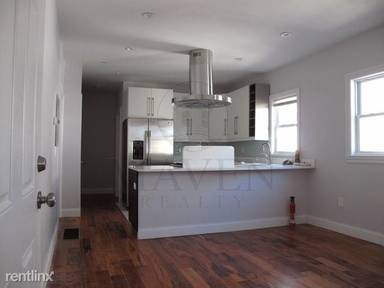 Main picture of 45 Orchard St