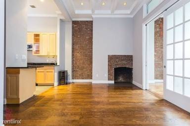 Main picture of 75 E 4th St