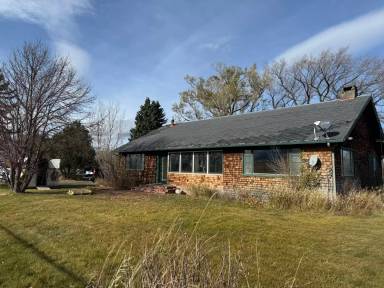 Main picture of 62 Clark Ln