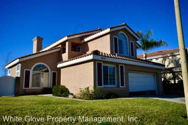 Main picture of 8640 E Windsong Dr