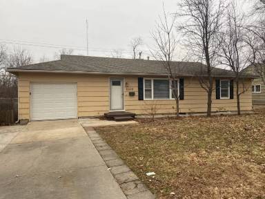Main picture of 6508 W 61st St